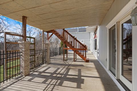 listing image 90