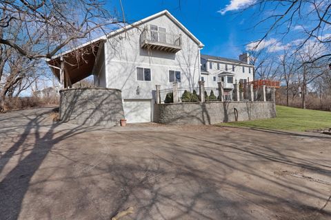 listing image 80