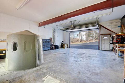 listing image 74