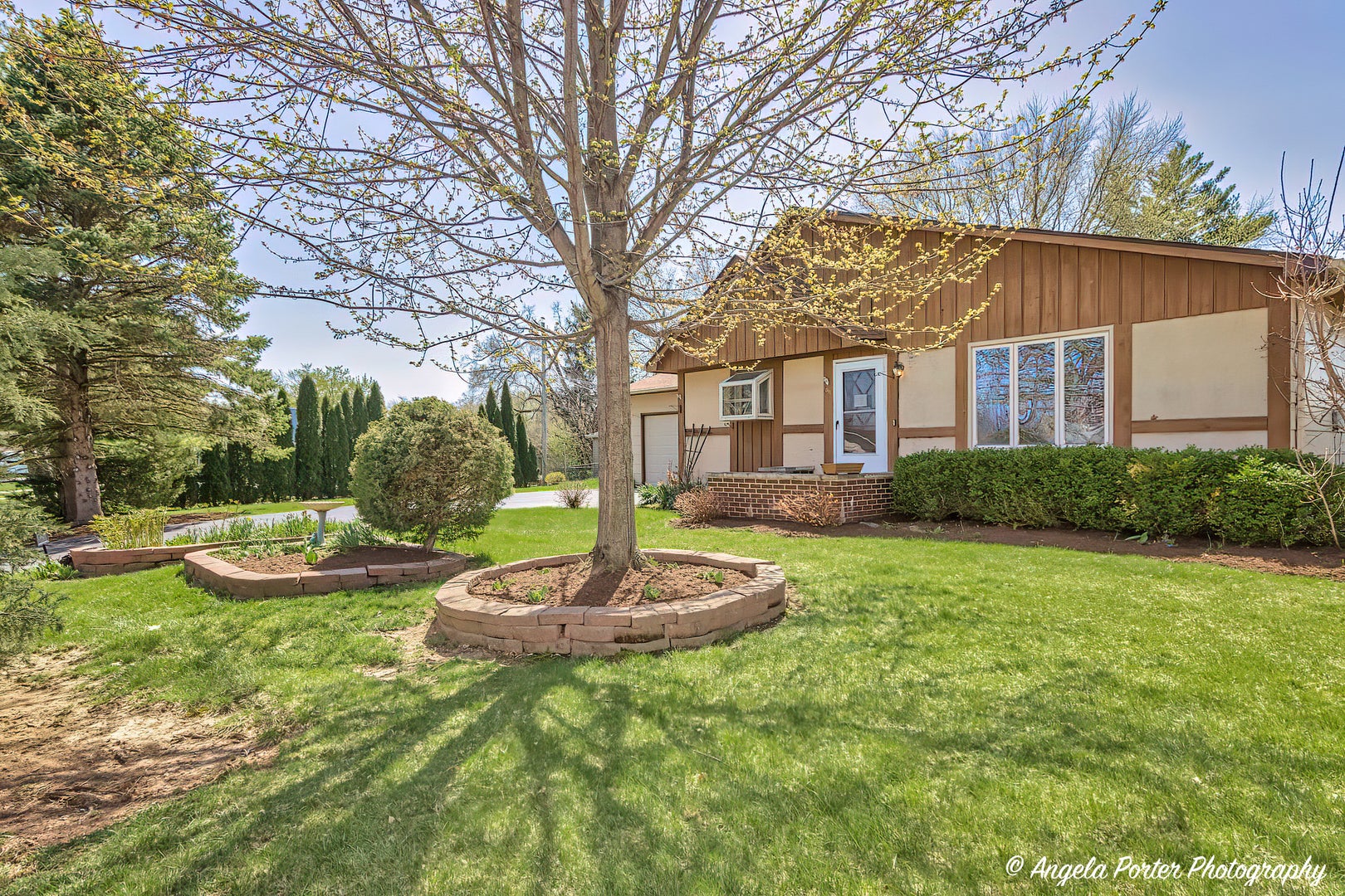 1811 Hazelwood Drive