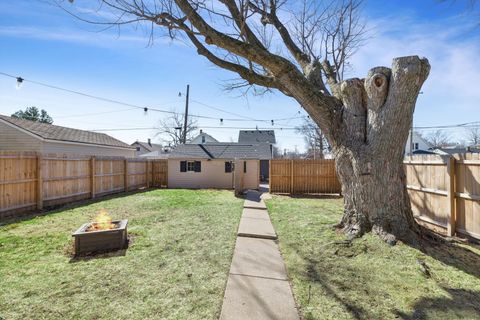 Tiny photo for 2800 15th Street, Moline, IL 61265 (MLS # 12589128)