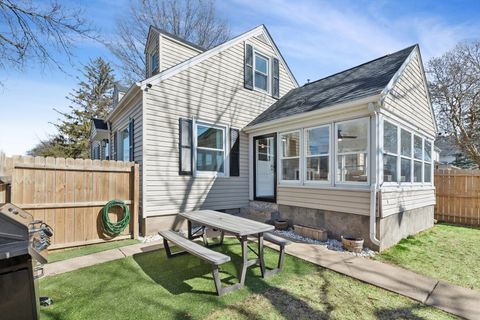 Tiny photo for 2800 15th Street, Moline, IL 61265 (MLS # 12589128)