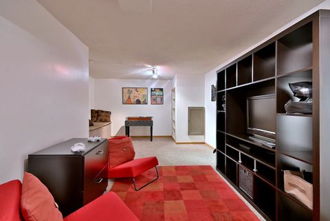 Tiny photo for 410 Manchester Road, Oswego, IL 60543 (MLS # 12572566)