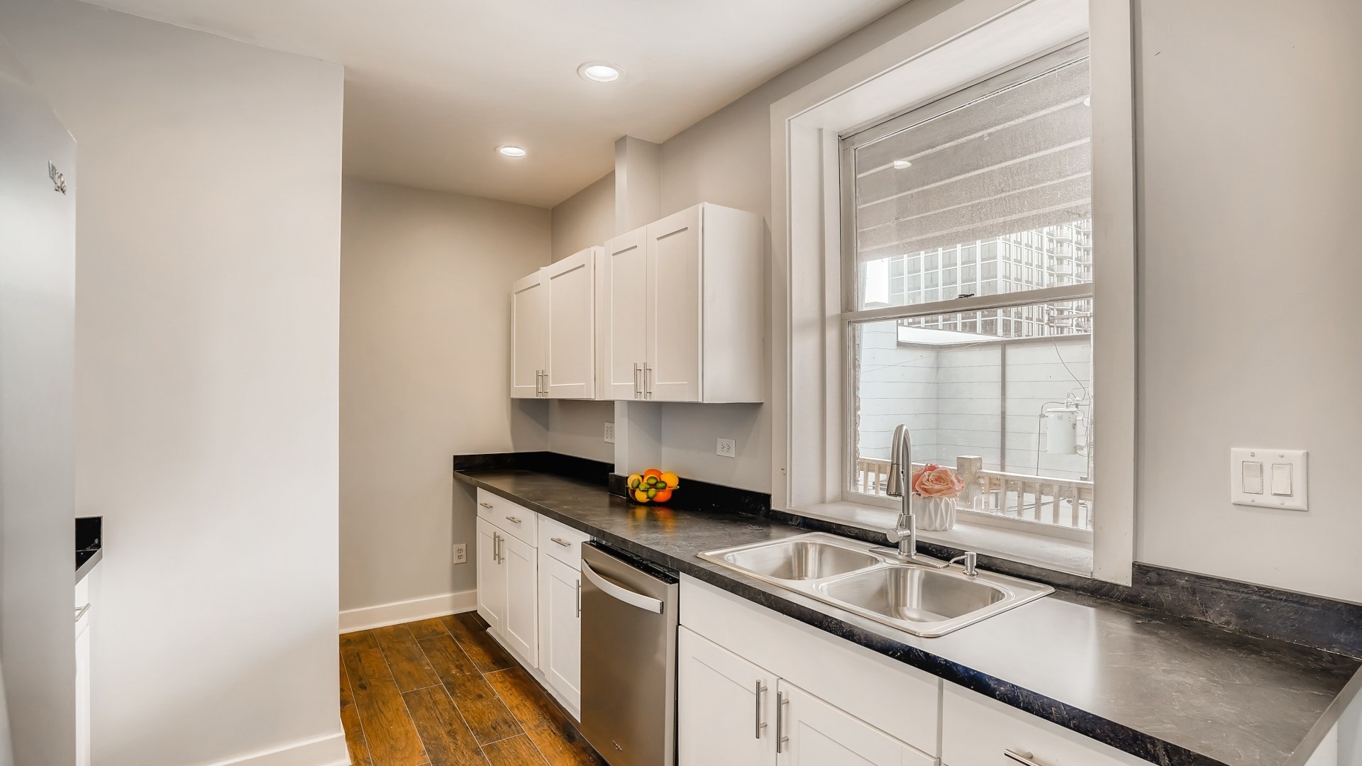 921 W Agatite Avenue 3