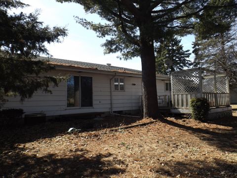 Tiny photo for 1804 Kelly Court, Rock Falls, IL 61071 (MLS # 12592228)