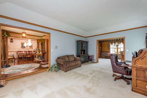 Tiny photo for 2102 W Hunters Lane, Spring Grove, IL 60081 (MLS # 12419917)