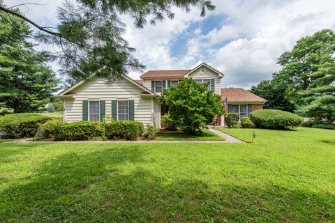 Tiny photo for 2102 W Hunters Lane, Spring Grove, IL 60081 (MLS # 12419917)