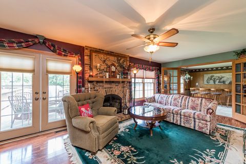 Tiny photo for 2102 W Hunters Lane, Spring Grove, IL 60081 (MLS # 12419917)