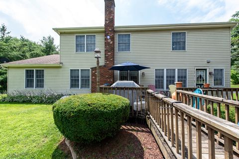 Tiny photo for 2102 W Hunters Lane, Spring Grove, IL 60081 (MLS # 12419917)