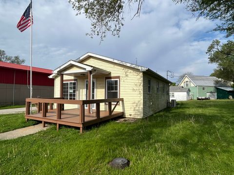 Tiny photo for 117 N Vermilion Street, Potomac, IL 61865 (MLS # 12331524)