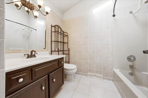 Tiny photo for 916 W JOLIET Highway, New Lenox, IL 60451 (MLS # 12582456)