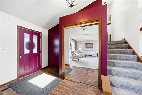 Tiny photo for 916 W JOLIET Highway, New Lenox, IL 60451 (MLS # 12582456)