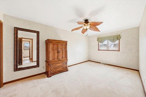 Tiny photo for 916 W JOLIET Highway, New Lenox, IL 60451 (MLS # 12582456)