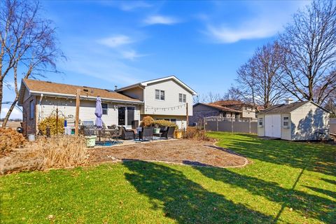 Tiny photo for 916 W JOLIET Highway, New Lenox, IL 60451 (MLS # 12582456)