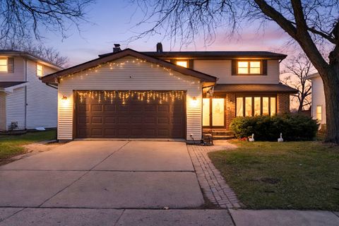 Tiny photo for 861 Boone Drive, Carol Stream, IL 60188 (MLS # 12604483)