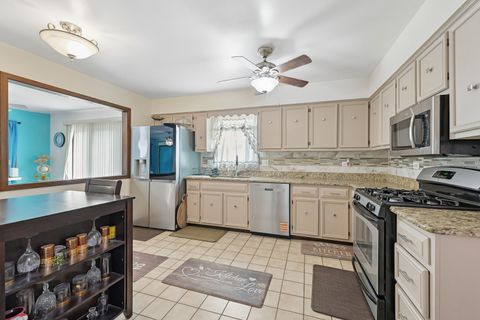 Tiny photo for 861 Boone Drive, Carol Stream, IL 60188 (MLS # 12604483)