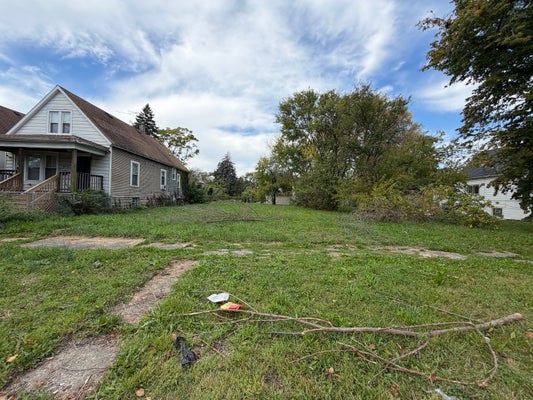 10744 S PERRY AVE, CHICAGO, IL 60628 - Image a59201d1a6186da8a4d45fb8d2f24504/1144289925