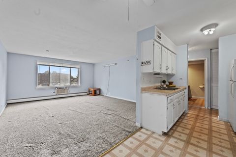 Tiny photo for 1475 Rebecca Drive #217, Hoffman Estates, IL 60169 (MLS # 12473571)