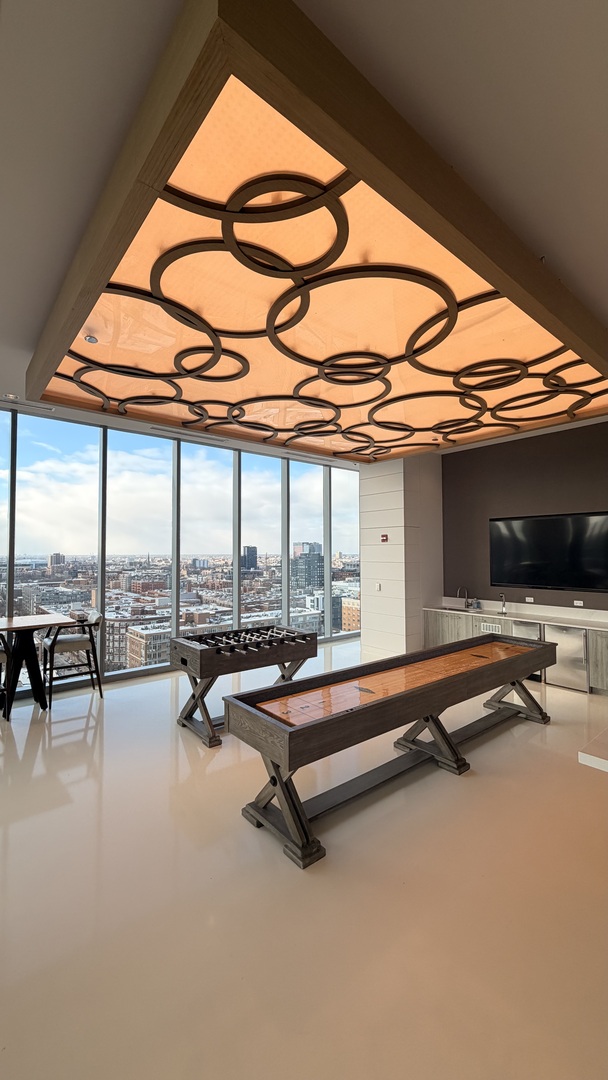 205 S Peoria Street 1515