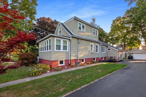 Tiny photo for 141 N cedar Street, Palatine, IL 60067 (MLS # 12736842)