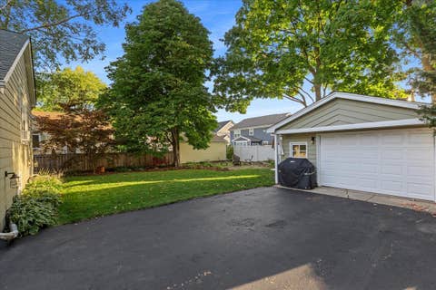 Tiny photo for 141 N cedar Street, Palatine, IL 60067 (MLS # 12736842)