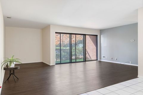 Tiny photo for 801 79th Street #103, Darien, IL 60561 (MLS # 12513314)