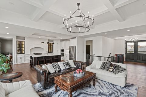 Tiny photo for 4716 Paddington Circle, Bettendorf, IA 52722 (MLS # 12614905)