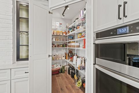 Tiny photo for 4716 Paddington Circle, Bettendorf, IA 52722 (MLS # 12614905)