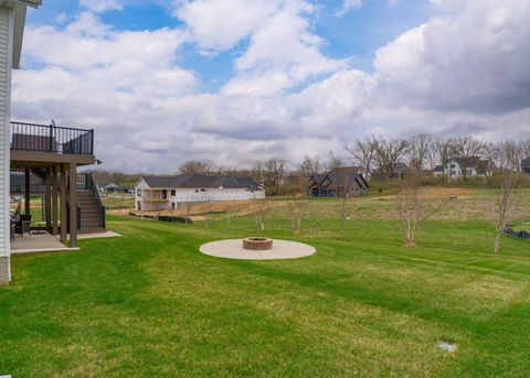 Tiny photo for 4716 Paddington Circle, Bettendorf, IA 52722 (MLS # 12614905)