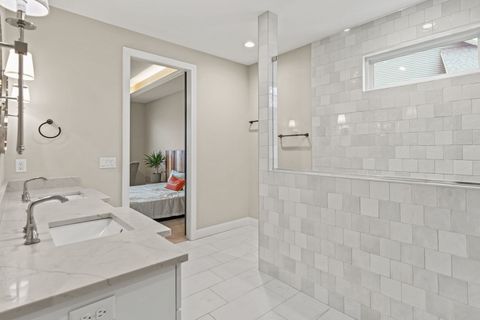 Tiny photo for 4716 Paddington Circle, Bettendorf, IA 52722 (MLS # 12614905)