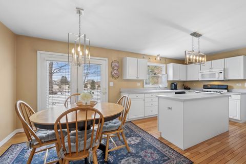 Tiny photo for 1850 White Oak Drive, Algonquin, IL 60102 (MLS # 12591571)