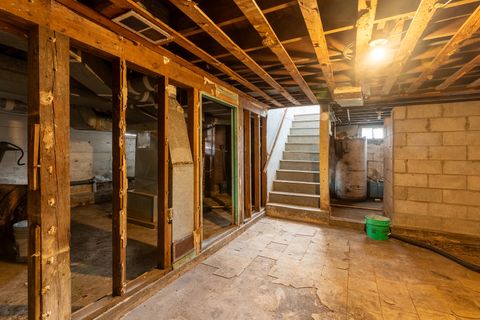 Tiny photo for 1105 W Walkup Avenue, Carbondale, IL 62901 (MLS # 12607936)