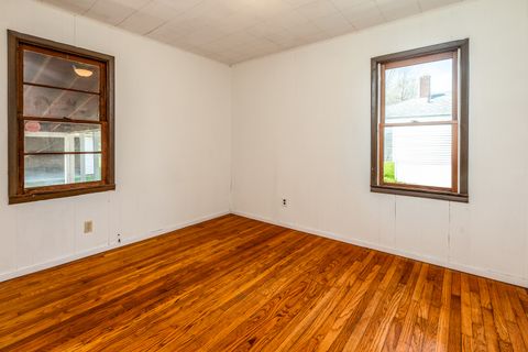 Tiny photo for 1105 W Walkup Avenue, Carbondale, IL 62901 (MLS # 12607936)