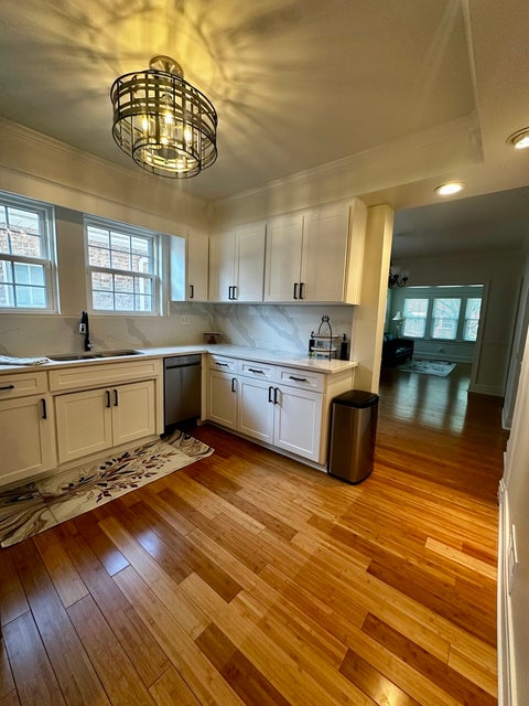 Tiny photo for 3147 Sunnyside Avenue, Brookfield, IL 60513 (MLS # 12662696)