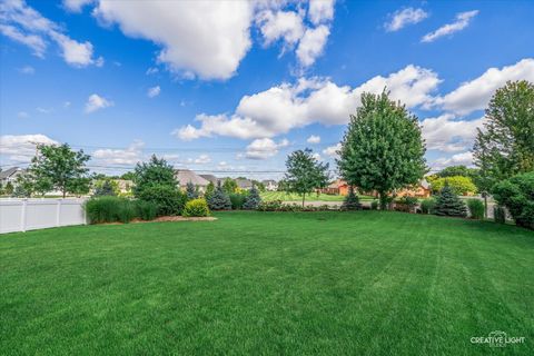 Tiny photo for 4816 Daggets Court, Naperville, IL 60564 (MLS # 12447979)