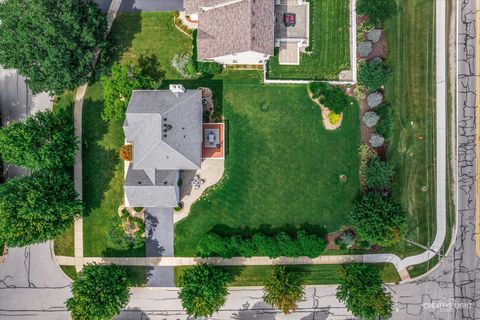 Tiny photo for 4816 Daggets Court, Naperville, IL 60564 (MLS # 12447979)