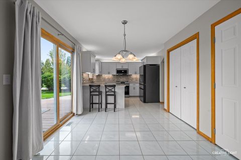 Tiny photo for 4816 Daggets Court, Naperville, IL 60564 (MLS # 12447979)