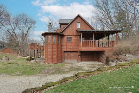 Tiny photo for 28496 High View Road, McHenry, IL 60051 (MLS # 12590638)