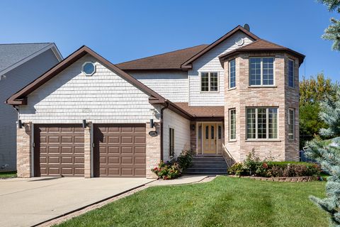 Photo of 20772 N William Avenue, Lincolnshire, IL 60069 (MLS # 12485168)