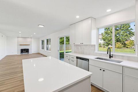 Tiny photo for 369 Mallard Lane, Sugar Grove, IL 60554 (MLS # 12485853)