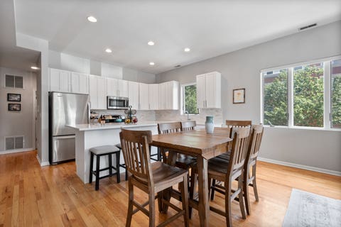 Tiny photo for 1702 W North Avenue #A2, Chicago, IL 60622 (MLS # 12738394)