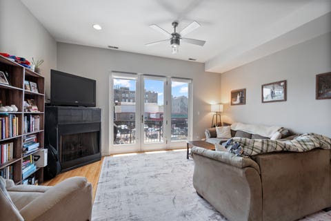 Tiny photo for 1702 W North Avenue #A2, Chicago, IL 60622 (MLS # 12738394)