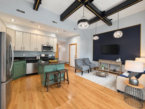 Tiny photo for 4825 S Prairie Avenue #4, Chicago, IL 60615 (MLS # 12756805)