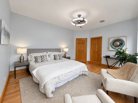 Tiny photo for 4825 S Prairie Avenue #4, Chicago, IL 60615 (MLS # 12756805)