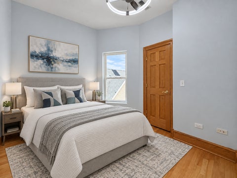 Tiny photo for 4825 S Prairie Avenue #4, Chicago, IL 60615 (MLS # 12756805)