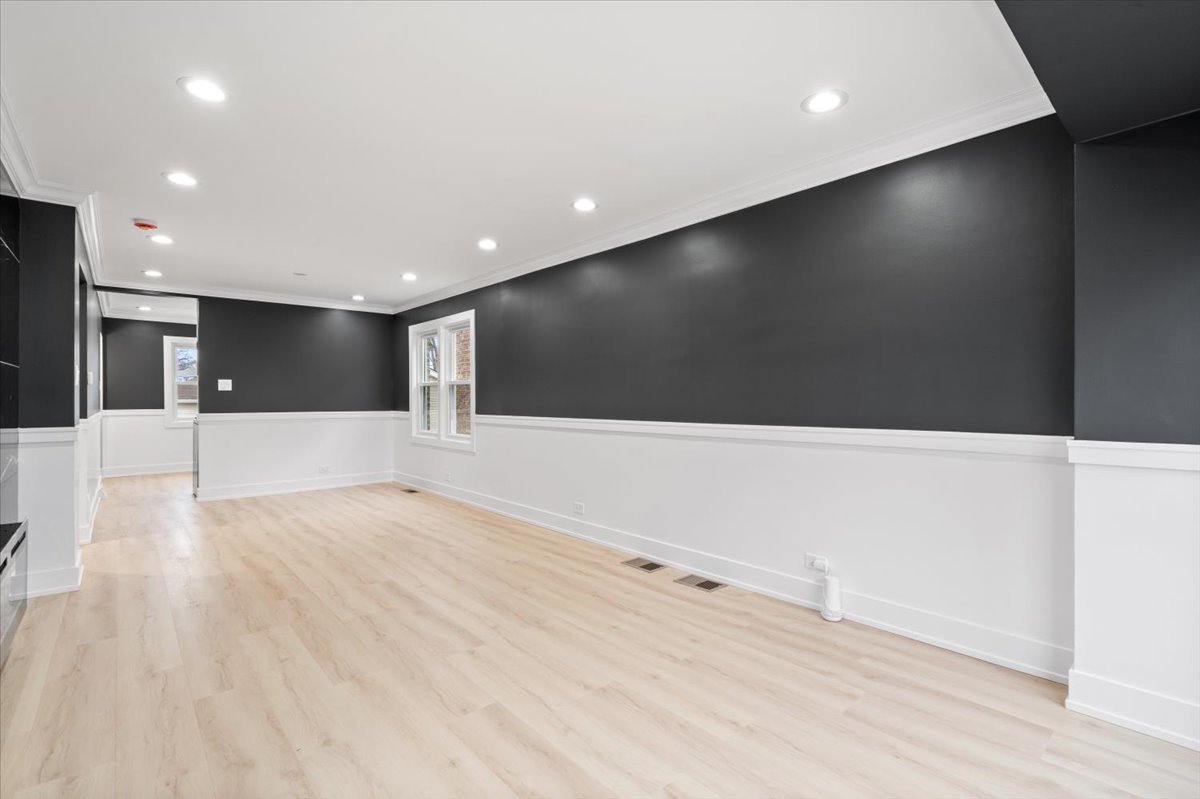 9737 S University Avenue