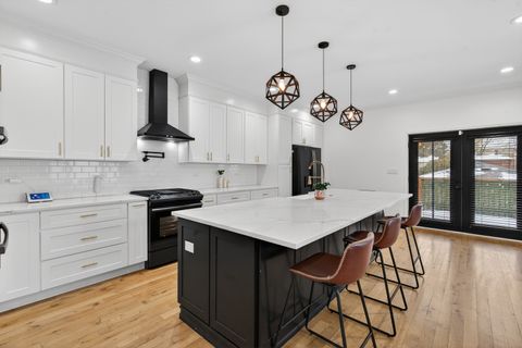 Tiny photo for 2514 Harvey Avenue, Berwyn, IL 60402 (MLS # 12590012)