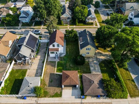 Tiny photo for 8034 42nd Street, Lyons, IL 60534 (MLS # 12716653)