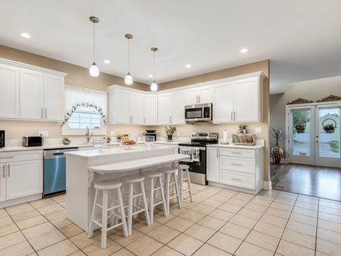 Tiny photo for 101 Bell Court, Oswego, IL 60543 (MLS # 12573583)