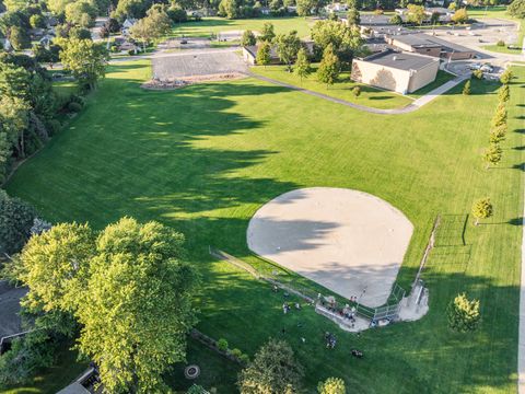 Tiny photo for 101 Bell Court, Oswego, IL 60543 (MLS # 12573583)